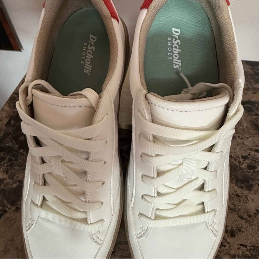 Dr. Scholl's White and Tan Women's Sneakers • Brand new, in original packaging. - Picture 8 of 12